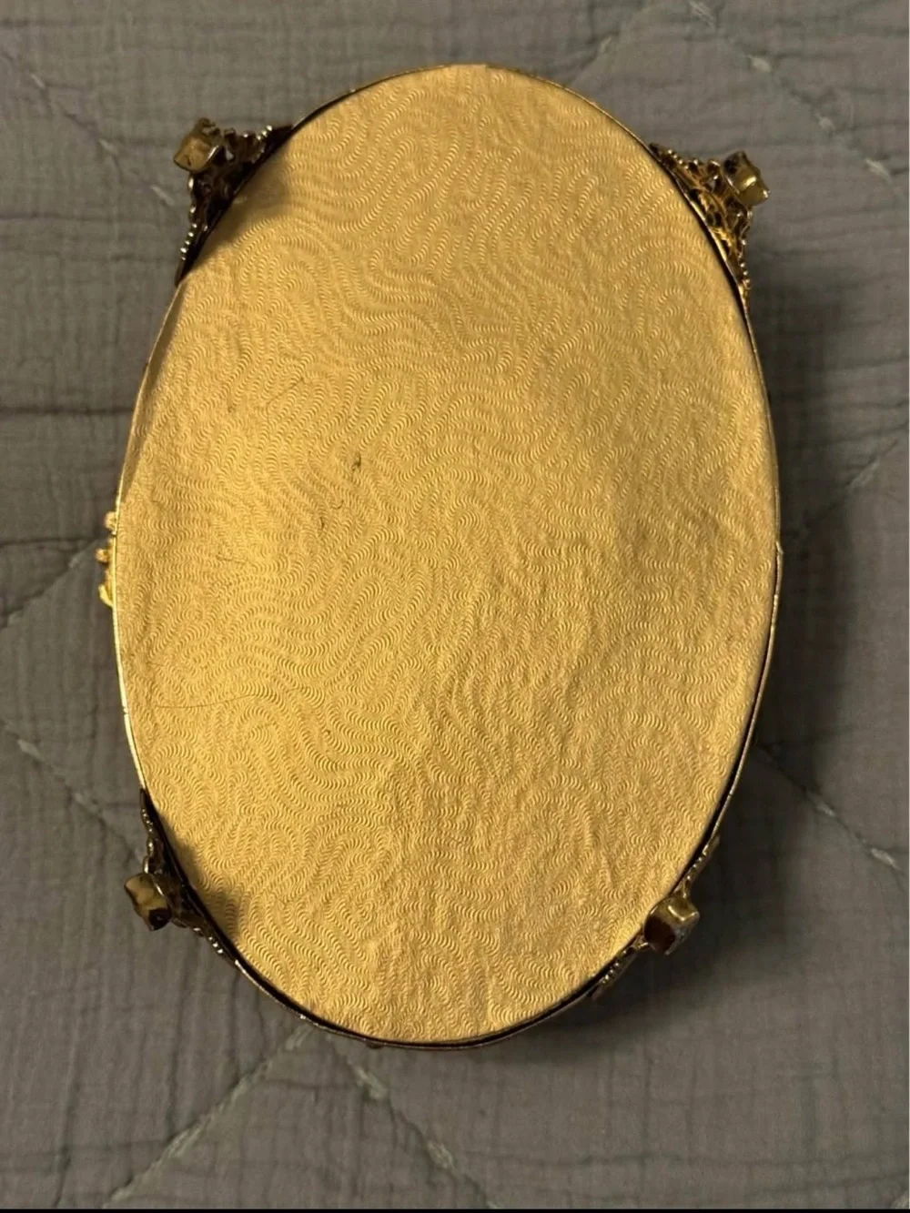 Ornate Gold Filigree Trinket Box with Floral Accent